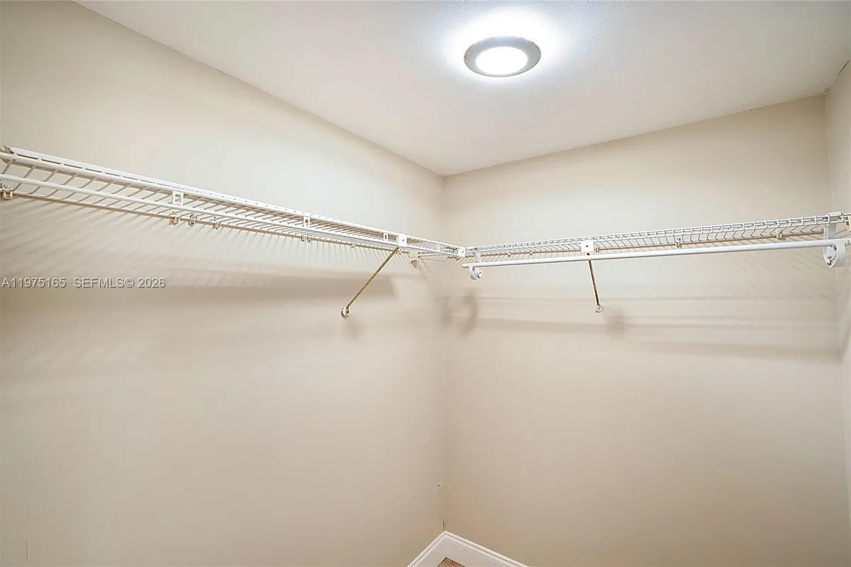 1036 Us Highway 1 # 216, North Palm Beach FL 33408