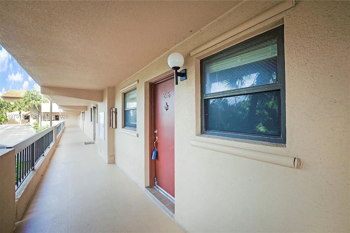 1036 Us Highway 1 # 216, North Palm Beach FL 33408