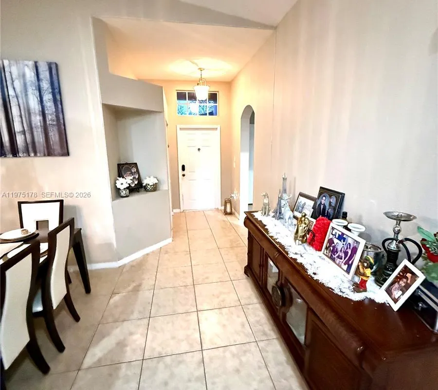 12718 SW 47th St, Miramar FL 33027