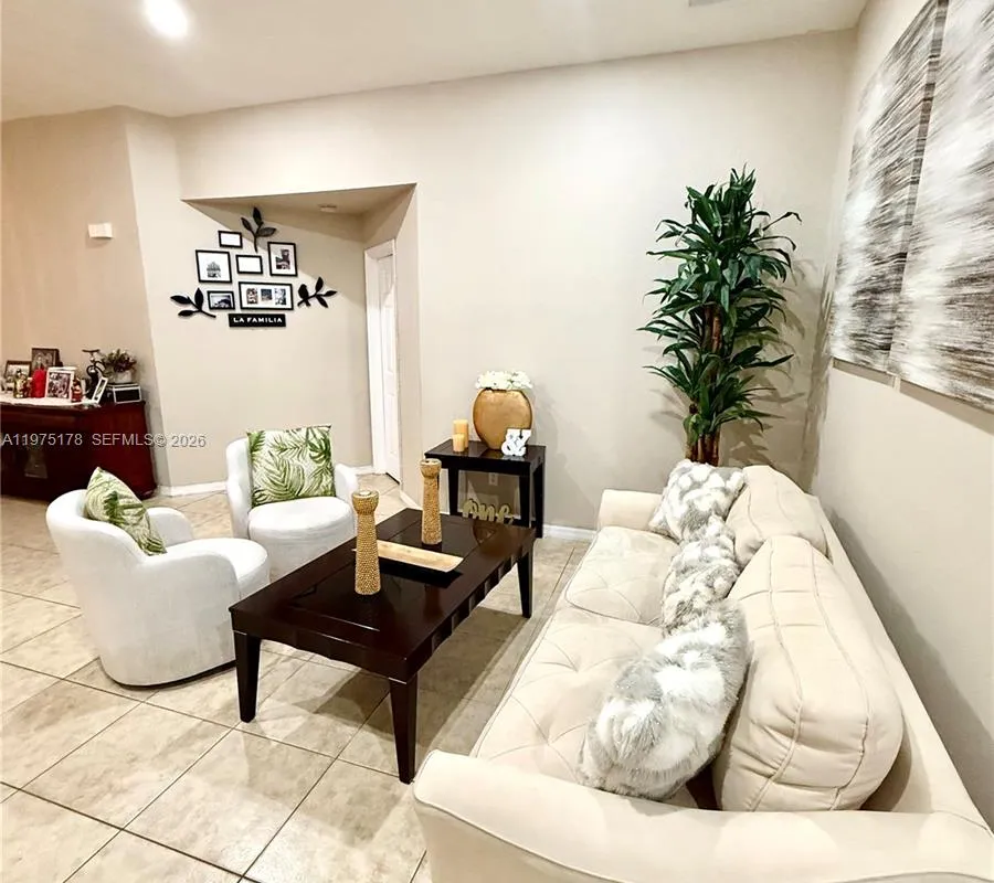 12718 SW 47th St, Miramar FL 33027