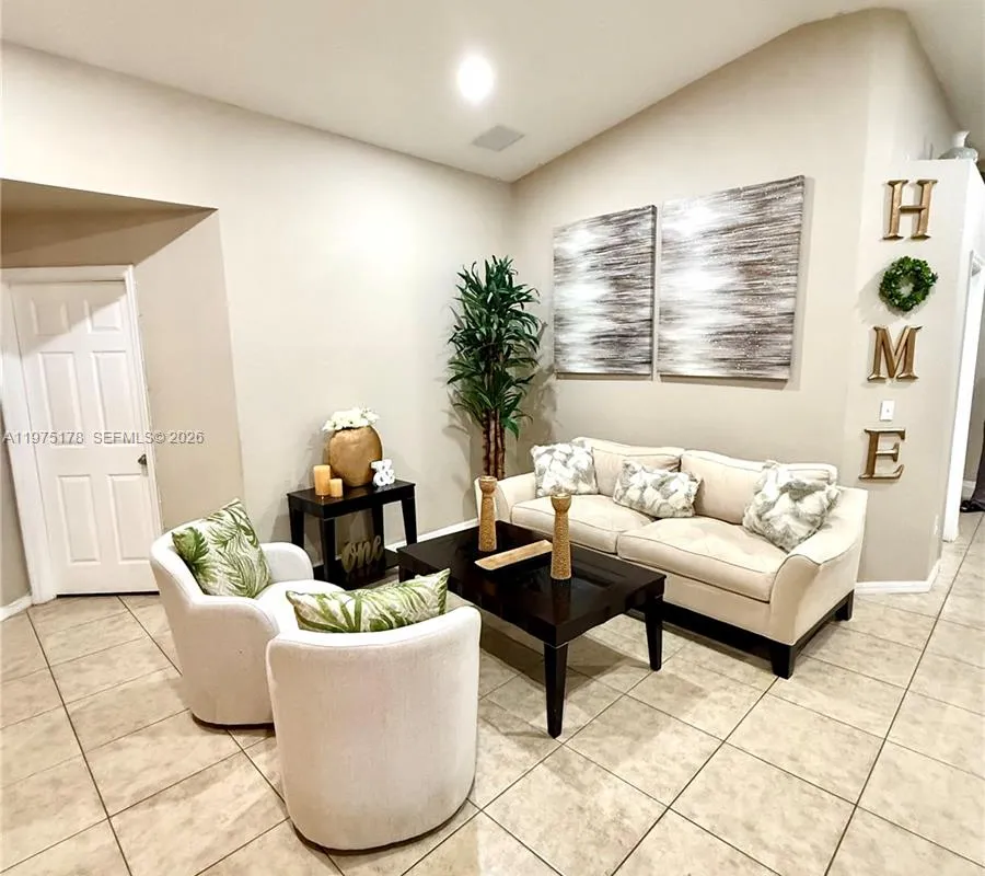 12718 SW 47th St, Miramar FL 33027