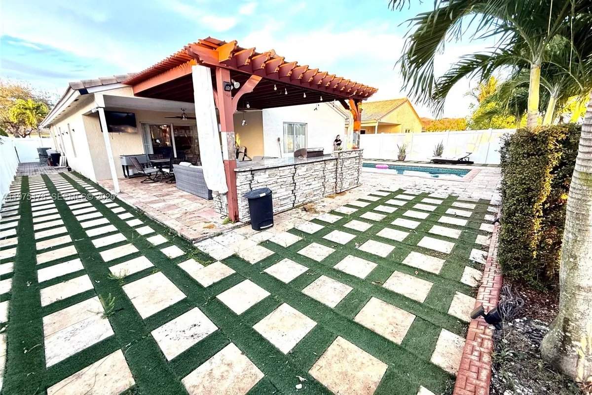 12718 SW 47th St, Miramar FL 33027