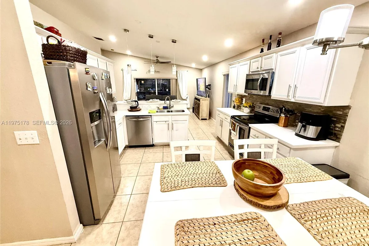 12718 SW 47th St, Miramar FL 33027