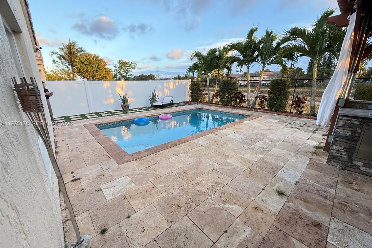 12718 SW 47th St, Miramar FL 33027