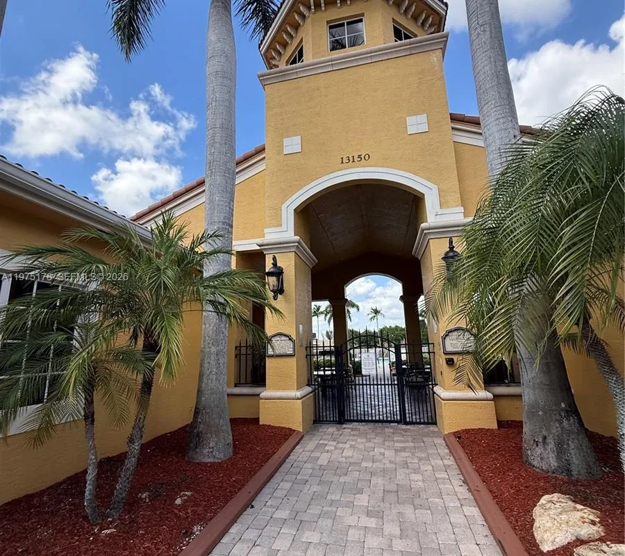 12718 SW 47th St, Miramar FL 33027