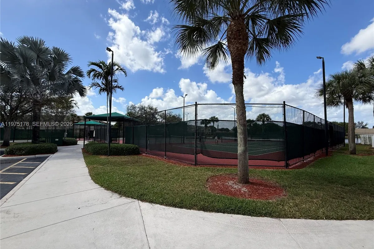 12718 SW 47th St, Miramar FL 33027