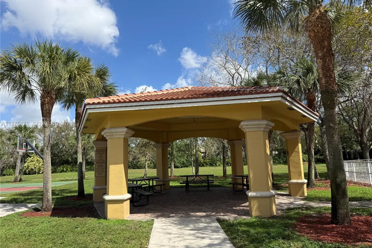 12718 SW 47th St, Miramar FL 33027