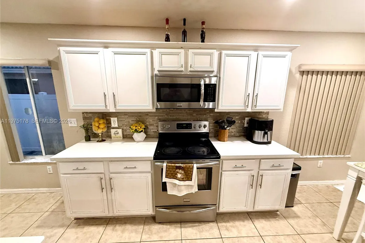 12718 SW 47th St, Miramar FL 33027