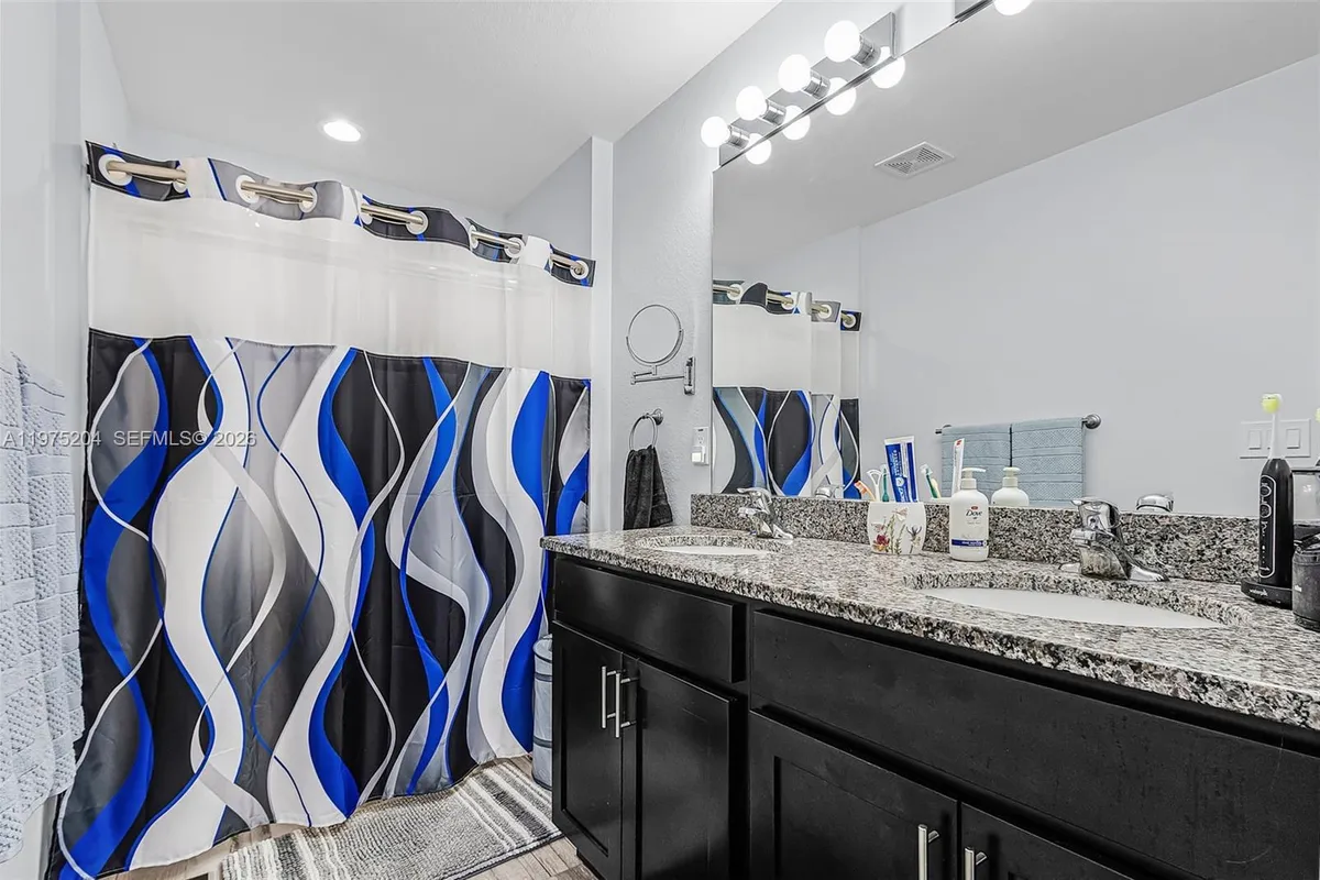 9032 Meadow Circle, La Belle FL 33935