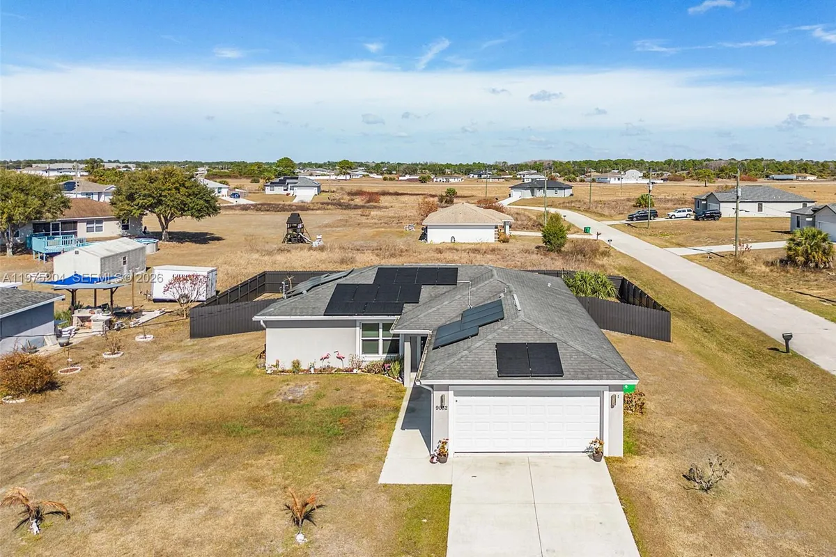 9032 Meadow Circle, La Belle FL 33935