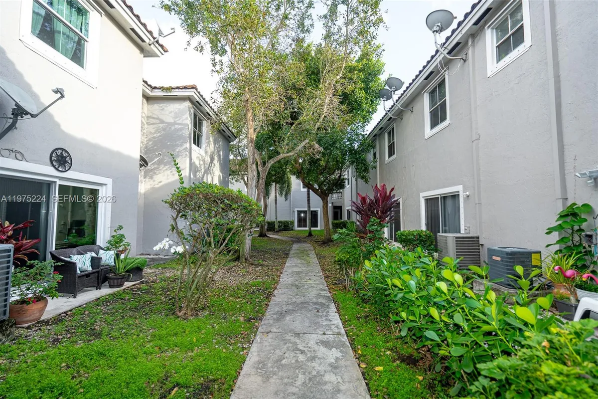 14046 SW 49th St # 16, Miramar FL 33027