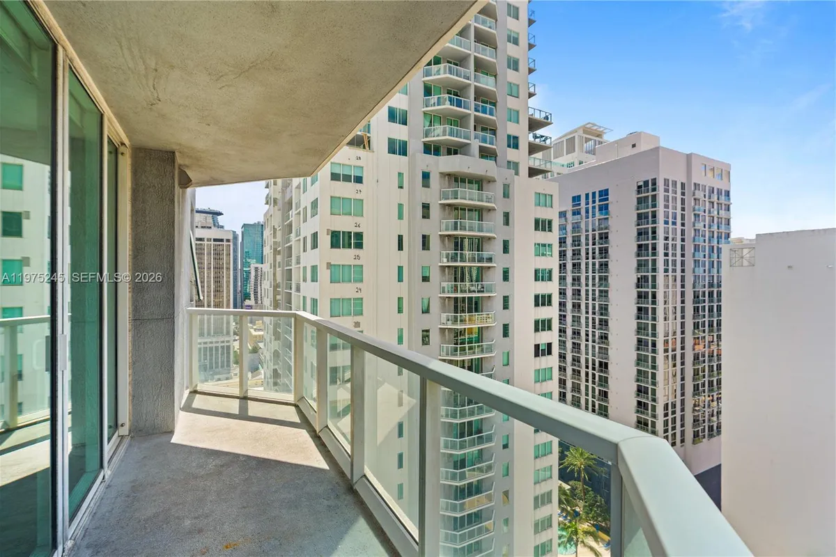 244 Biscayne Blvd # 2410, Miami FL 33132
