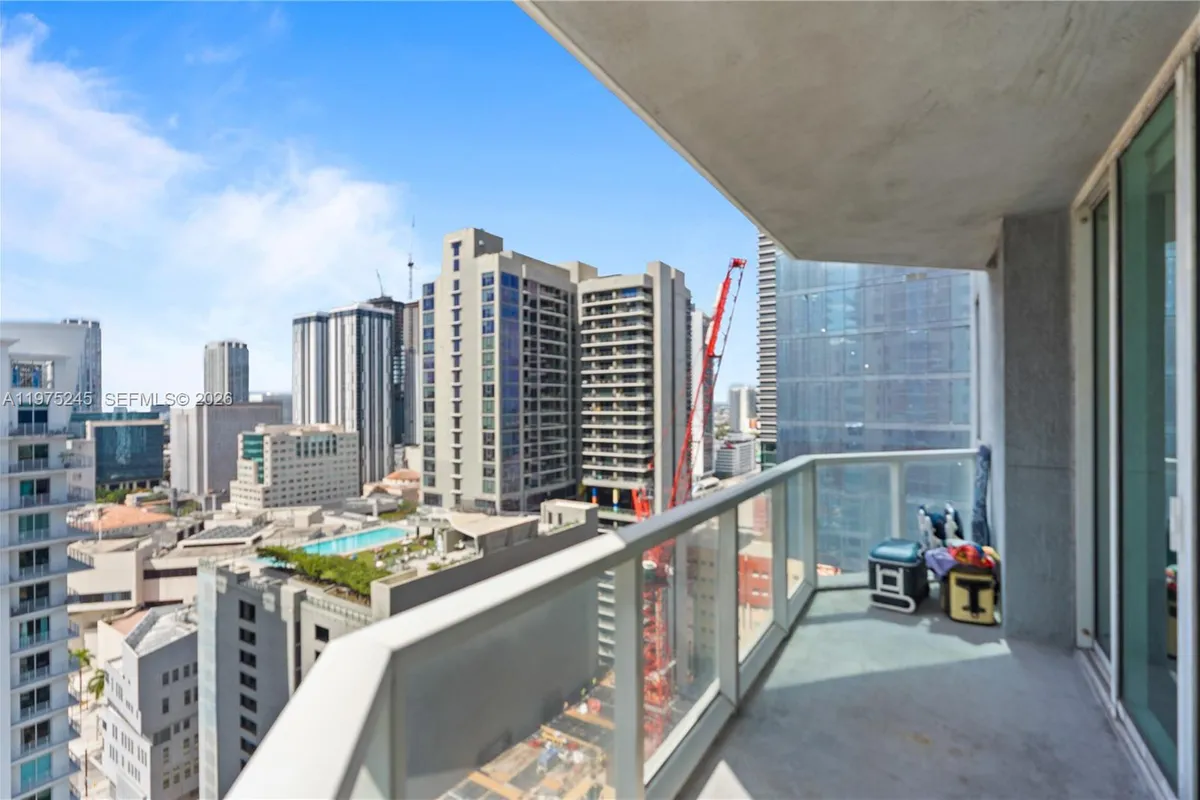 244 Biscayne Blvd # 2410, Miami FL 33132