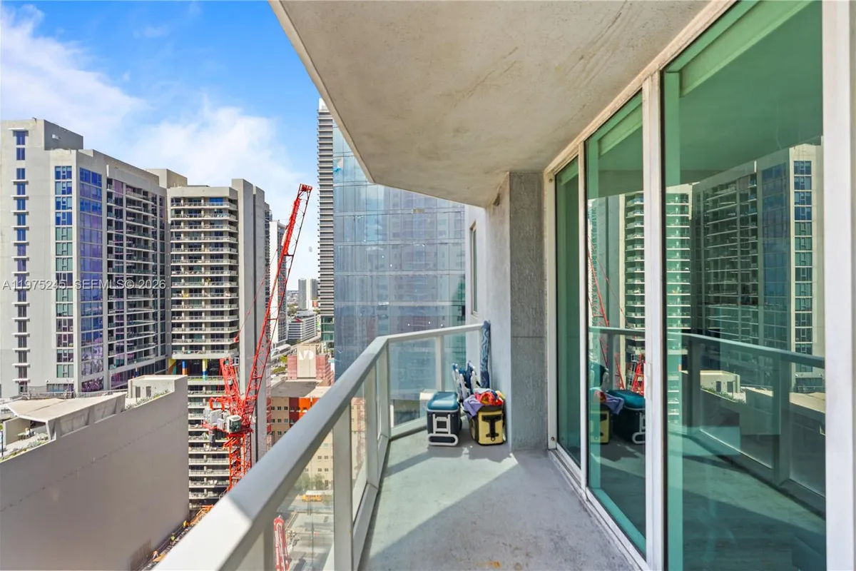 244 Biscayne Blvd # 2410, Miami FL 33132