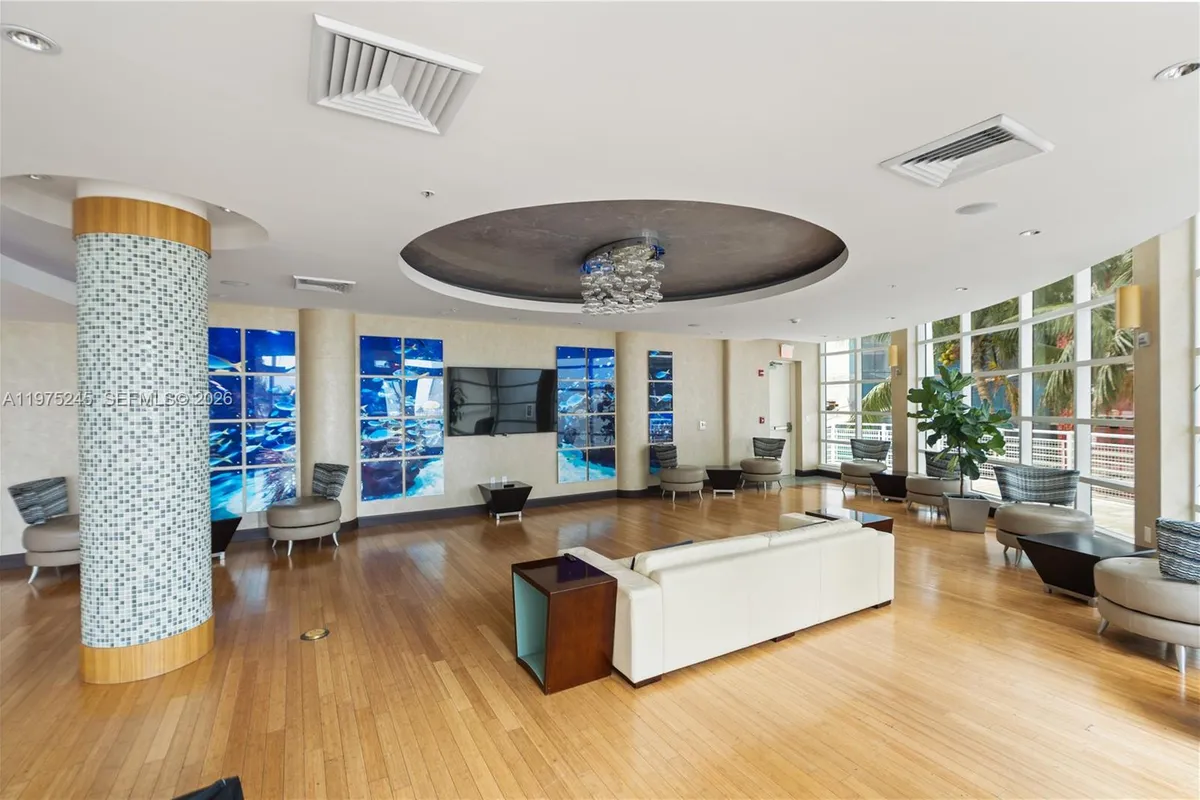 244 Biscayne Blvd # 2410, Miami FL 33132