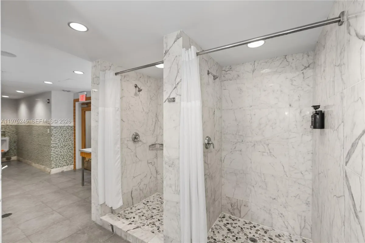 244 Biscayne Blvd # 2410, Miami FL 33132