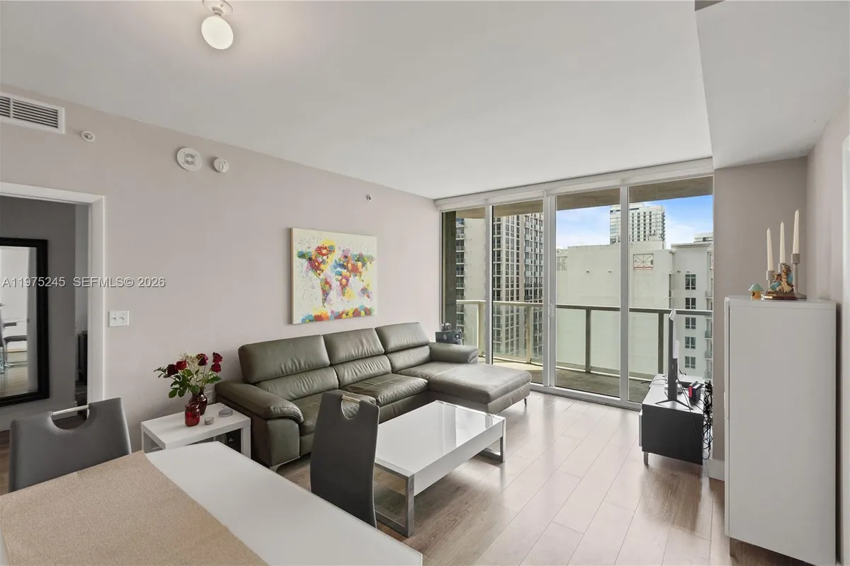 244 Biscayne Blvd # 2410, Miami FL 33132