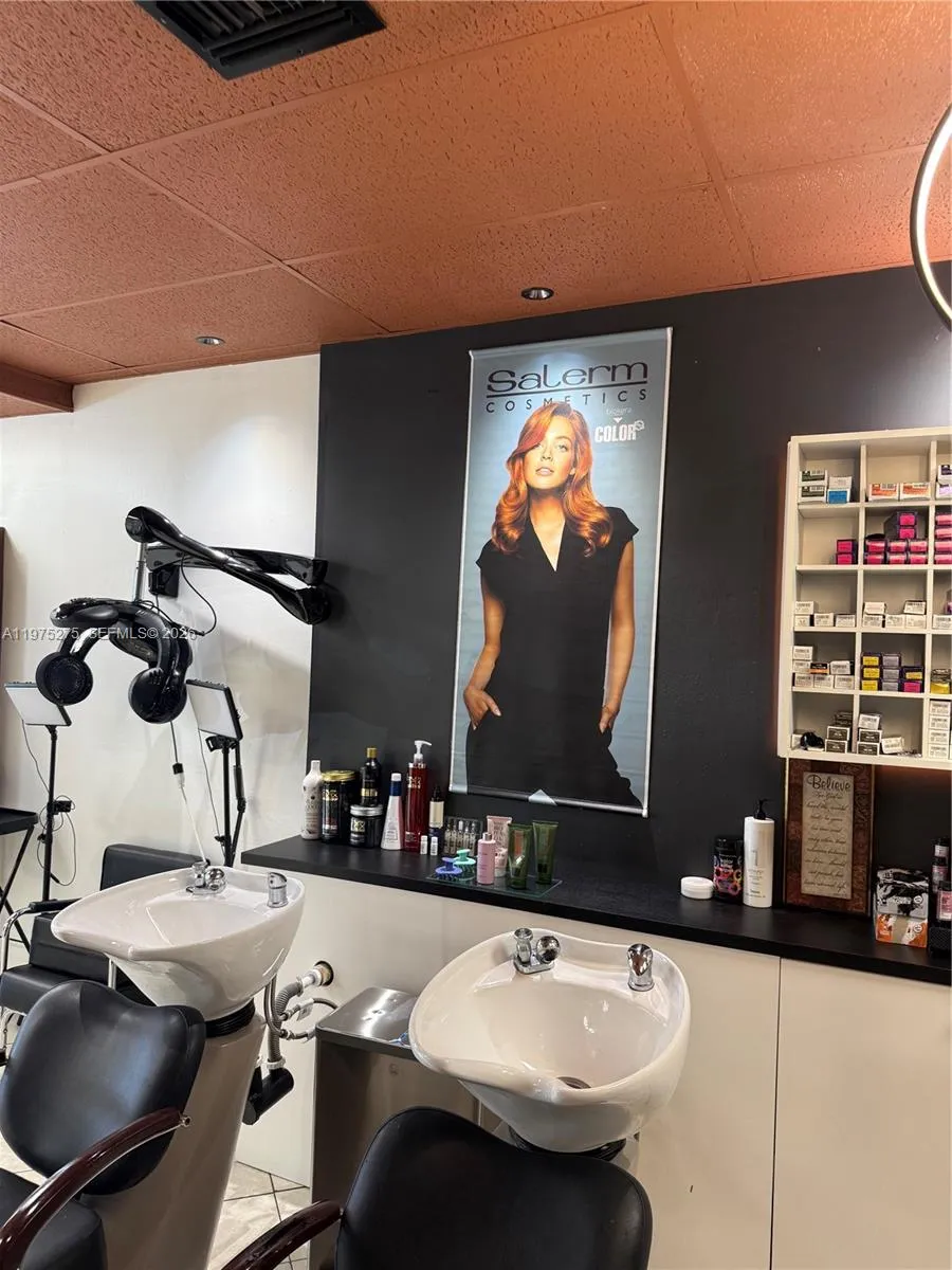 7764 NW 44, Sunrise FL 33351