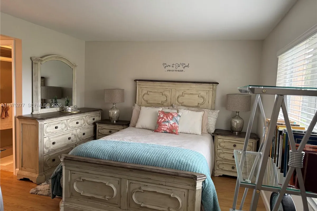 9310 Sunrise Lakes Blvd # 304, Sunrise FL 33322