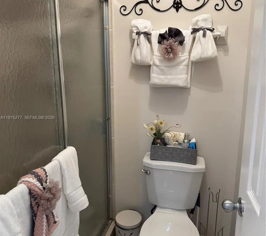 9310 Sunrise Lakes Blvd # 304, Sunrise FL 33322