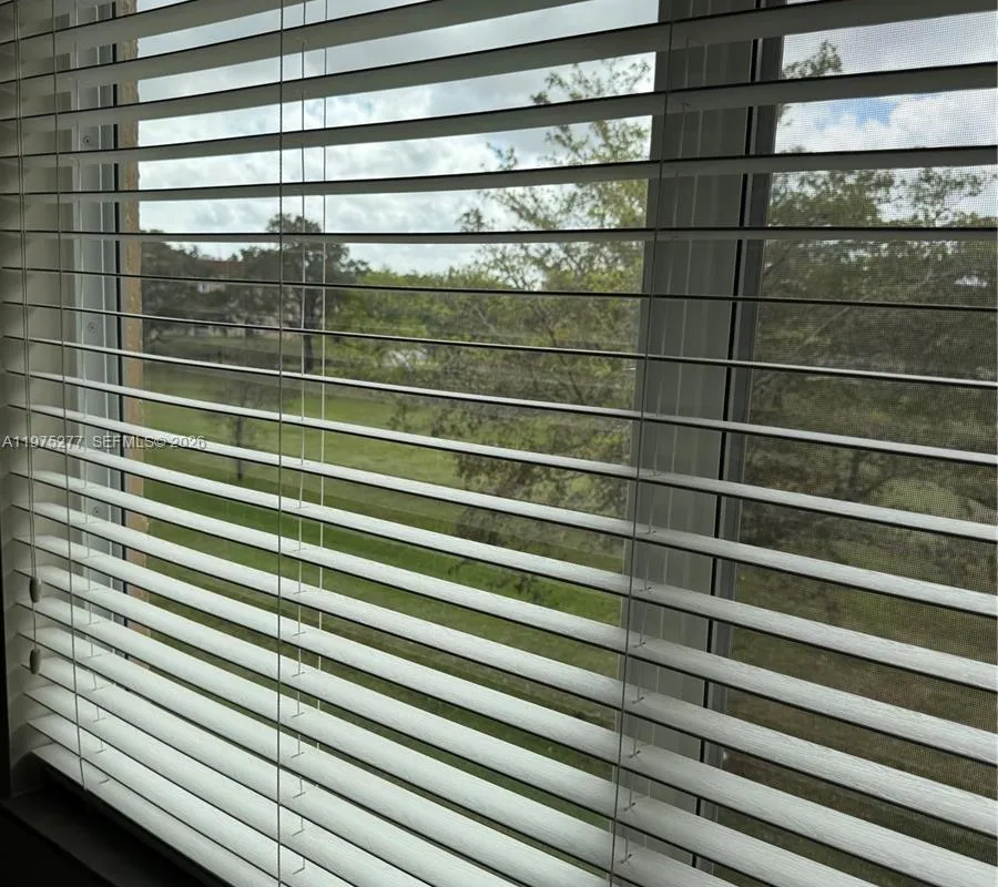 9310 Sunrise Lakes Blvd # 304, Sunrise FL 33322