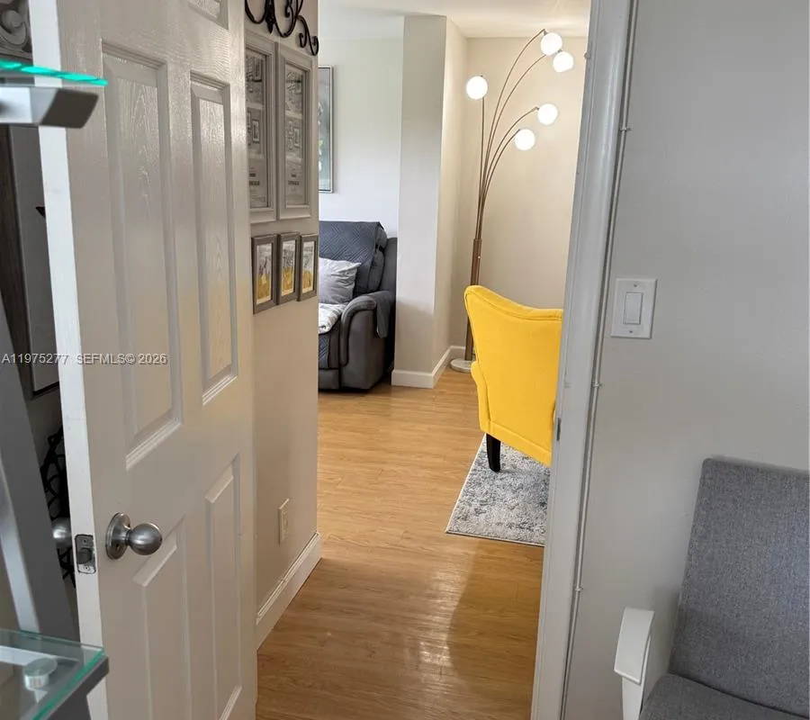 9310 Sunrise Lakes Blvd # 304, Sunrise FL 33322