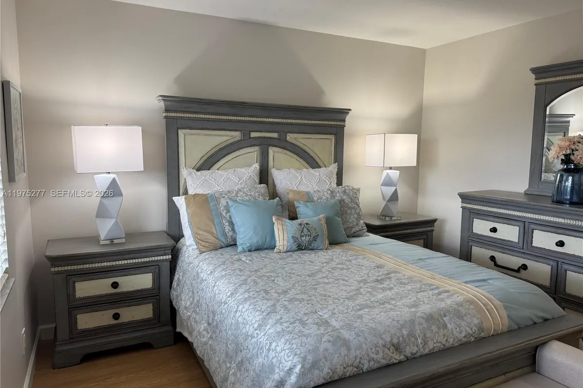 9310 Sunrise Lakes Blvd # 304, Sunrise FL 33322