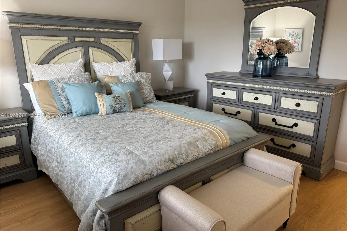 9310 Sunrise Lakes Blvd # 304, Sunrise FL 33322