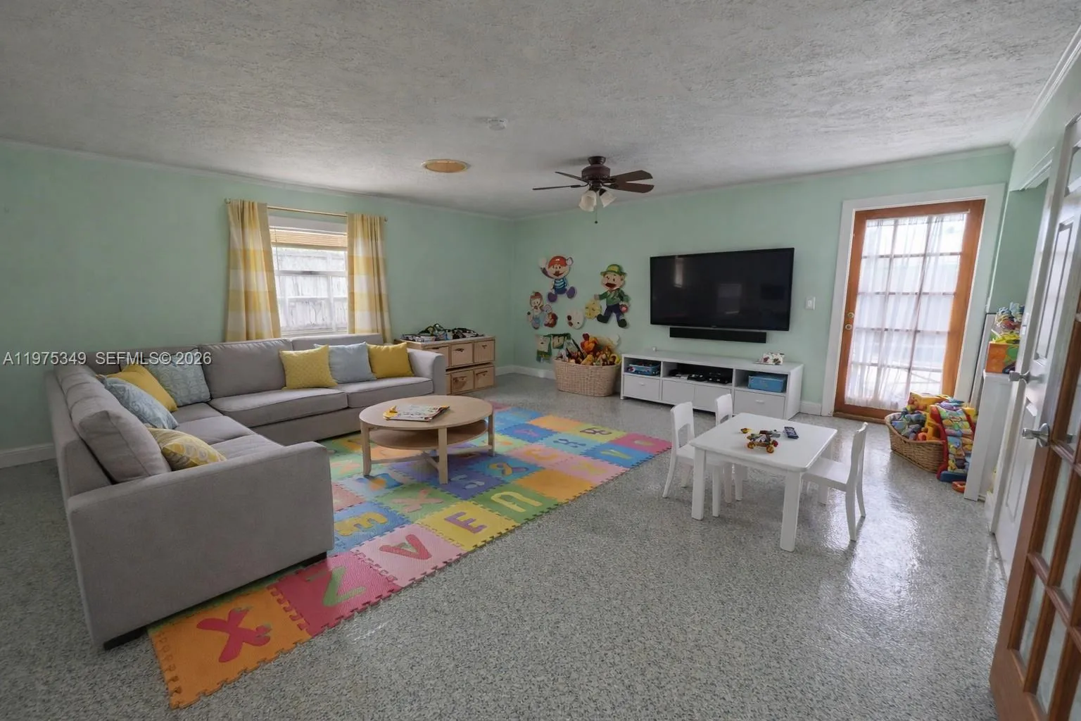 8075 SE Palm St # 1, Hobe Sound FL 33455