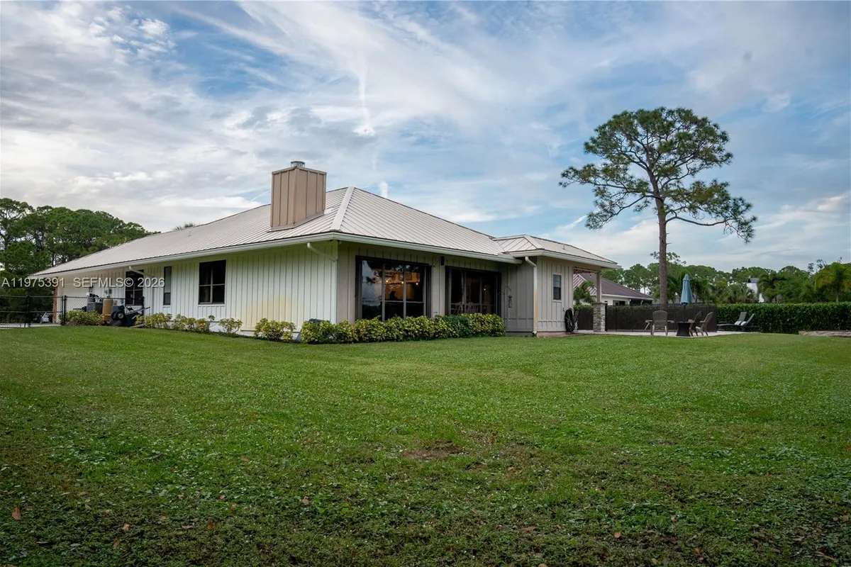 1872 SE Colony Way, Jupiter FL 33478