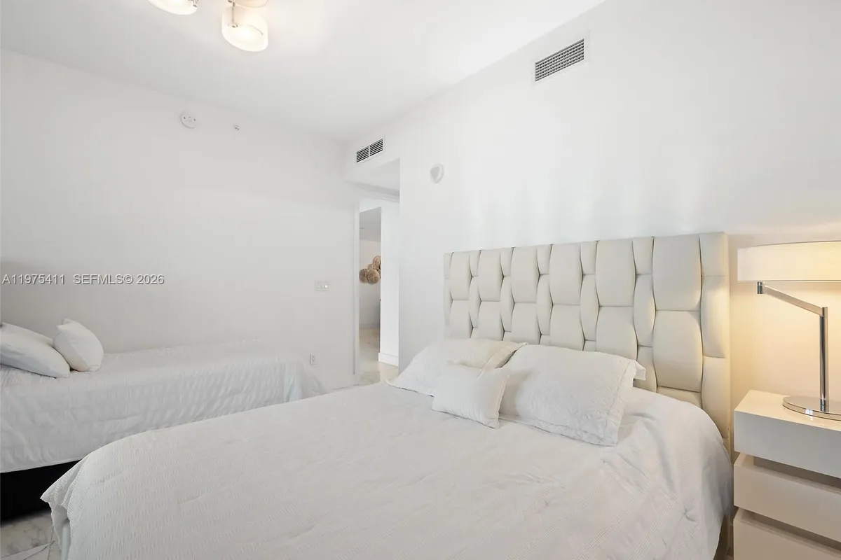 10203 Collins Ave # 1105, Bal Harbour FL 33154