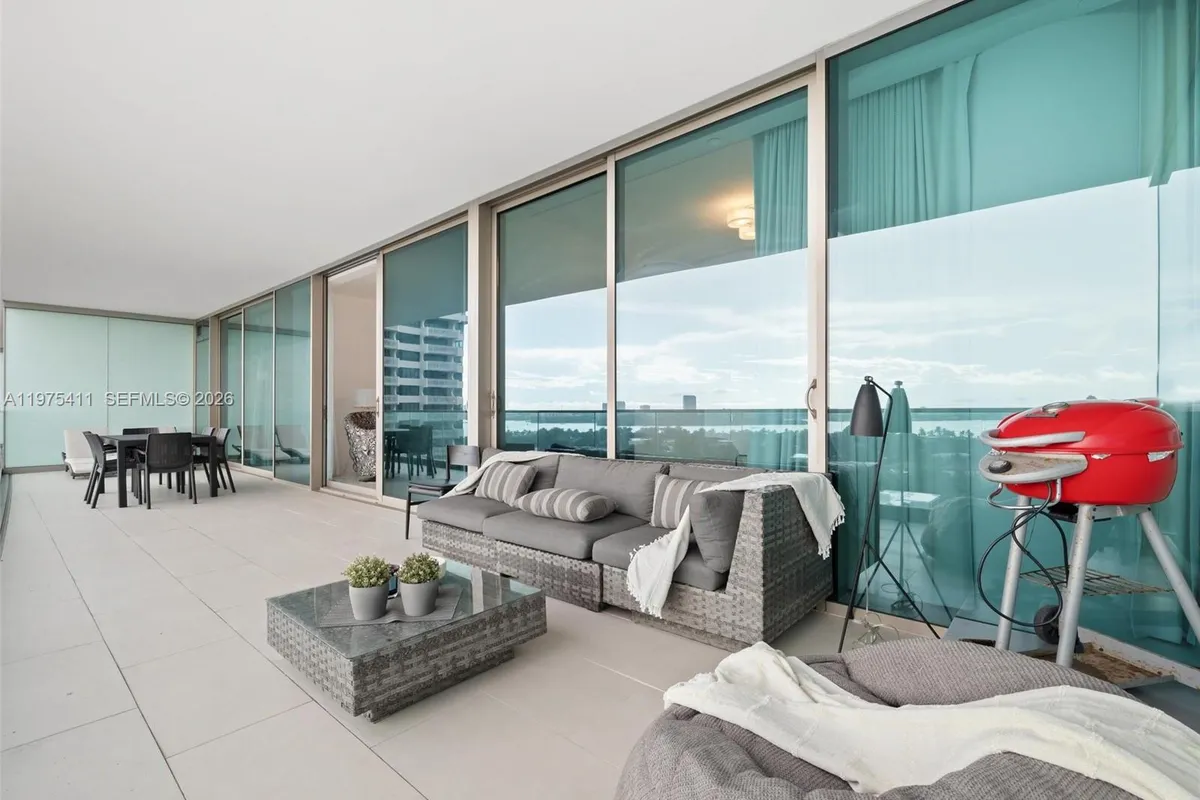 10203 Collins Ave # 1105, Bal Harbour FL 33154
