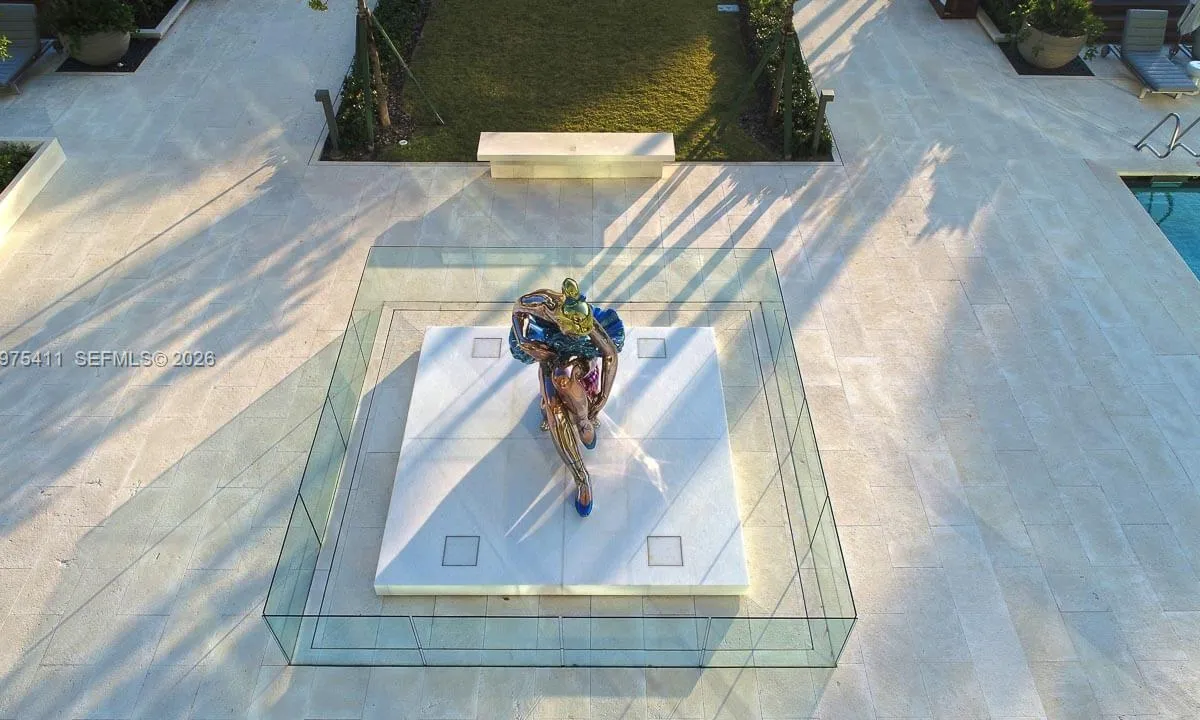 10203 Collins Ave # 1105, Bal Harbour FL 33154