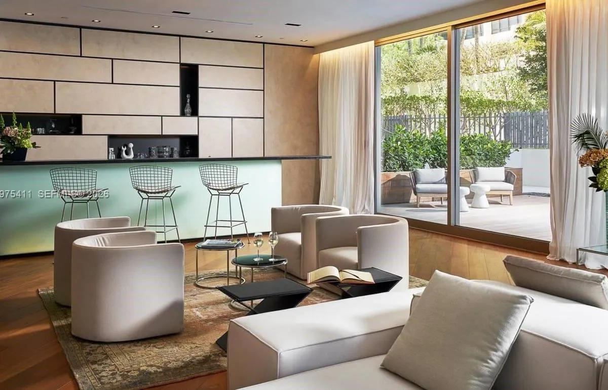 10203 Collins Ave # 1105, Bal Harbour FL 33154