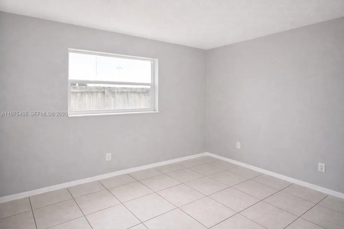 3841 NE 3rd Ave # 2, Oakland Park FL 33334