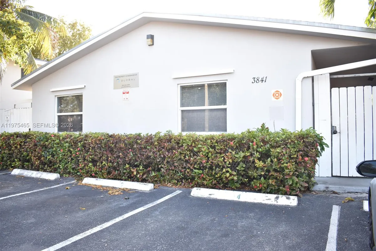 3841 NE 3rd Ave # 2, Oakland Park FL 33334