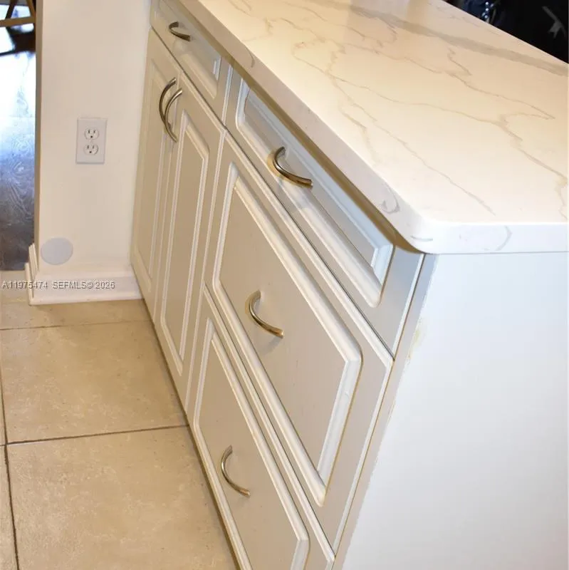 2801 N Pine Island Rd # 112, Sunrise FL 33322