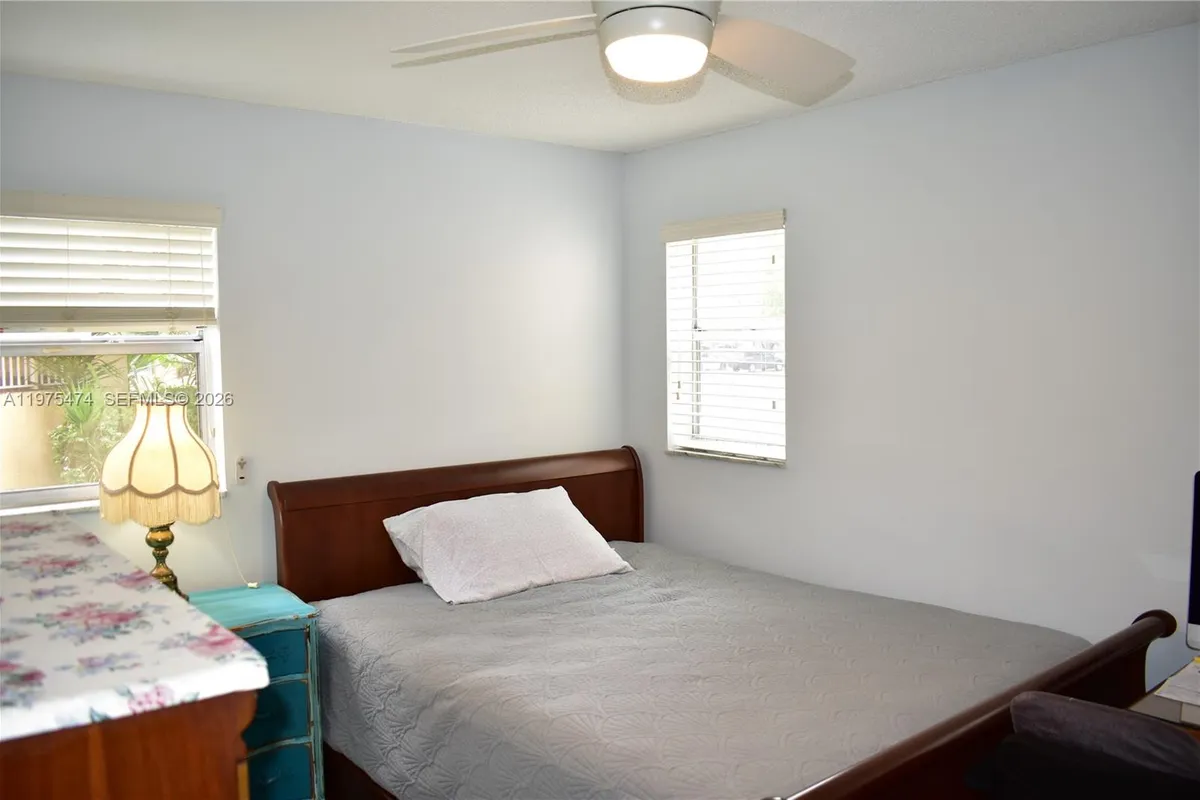 2801 N Pine Island Rd # 112, Sunrise FL 33322