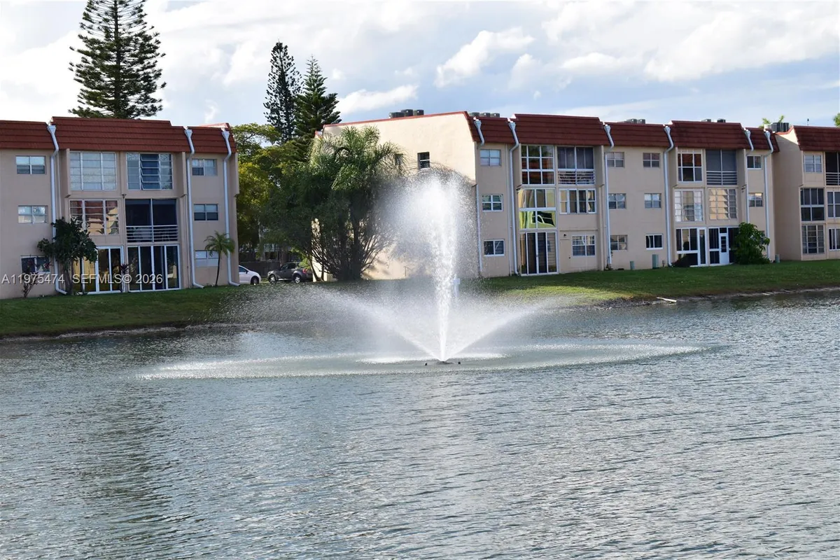 2801 N Pine Island Rd # 112, Sunrise FL 33322