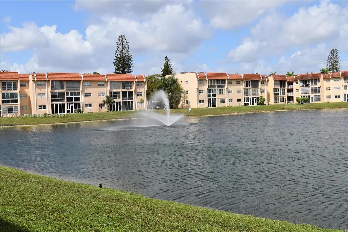 2801 N Pine Island Rd # 112, Sunrise FL 33322