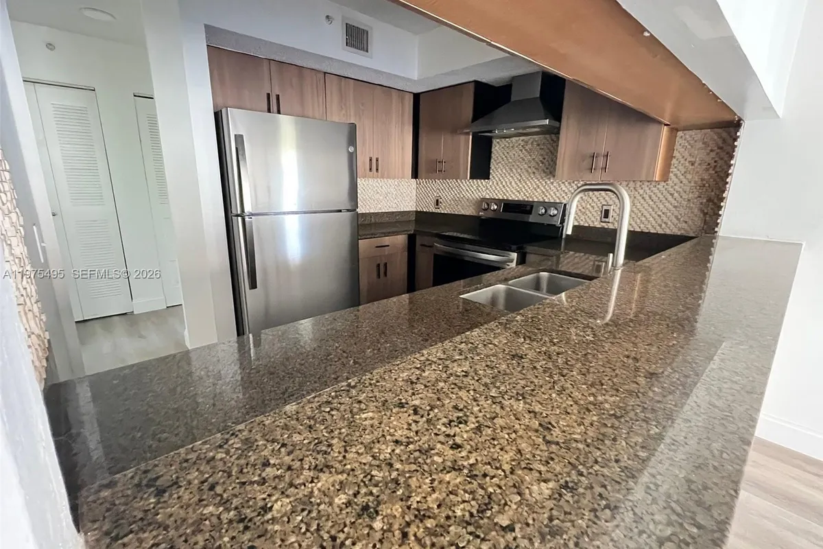 440 S Park Rd # 202, Hollywood FL 33021