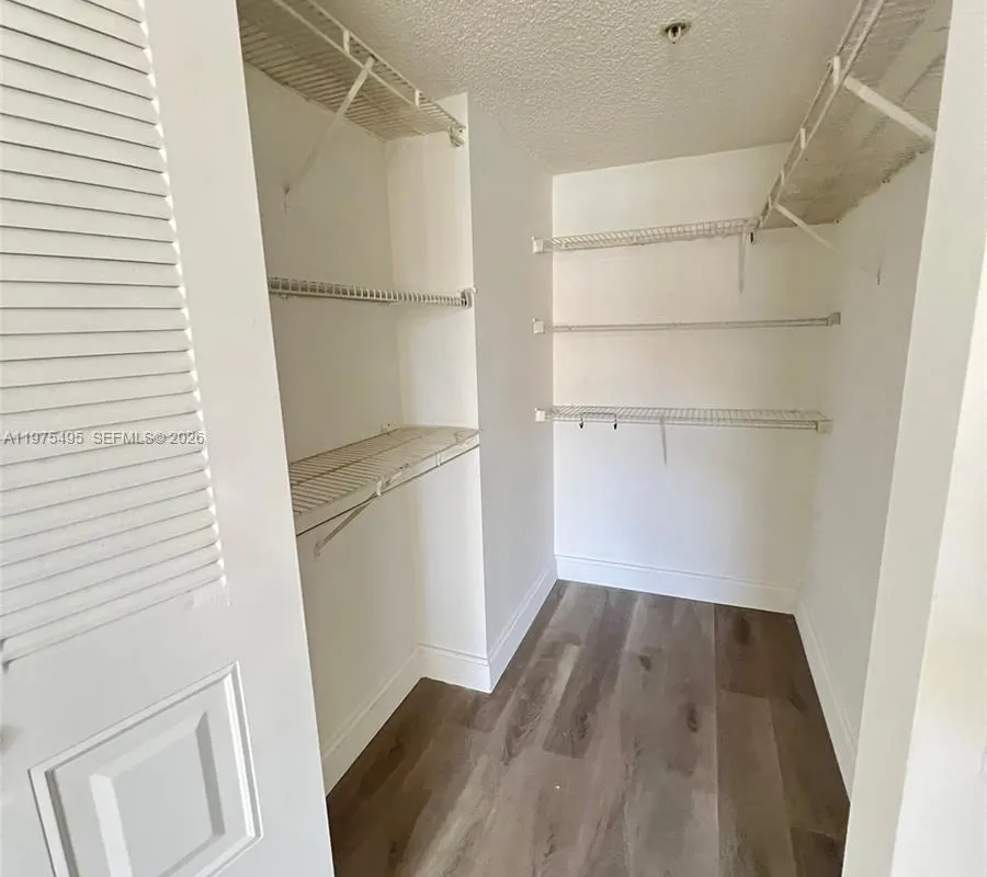 440 S Park Rd # 202, Hollywood FL 33021