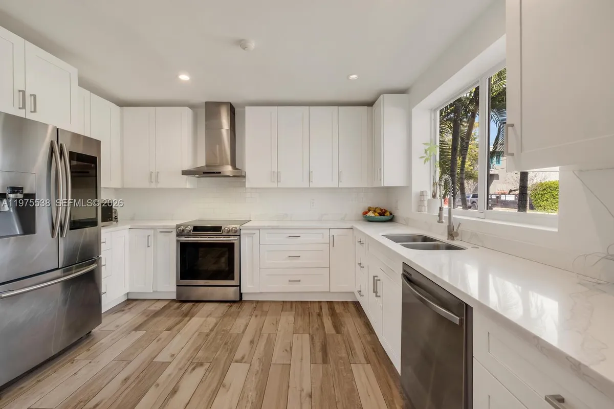 7630 NE 8th Ave, Miami FL 33138