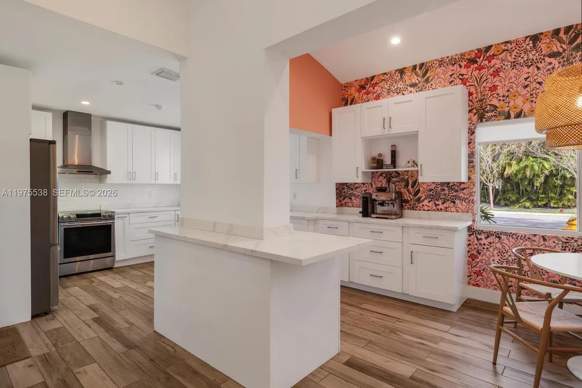 7630 NE 8th Ave, Miami FL 33138