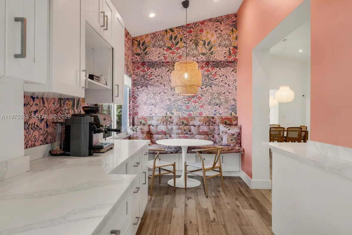 7630 NE 8th Ave, Miami FL 33138