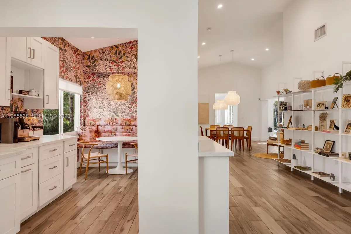 7630 NE 8th Ave, Miami FL 33138