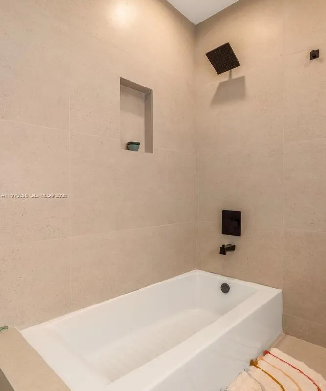 7630 NE 8th Ave, Miami FL 33138