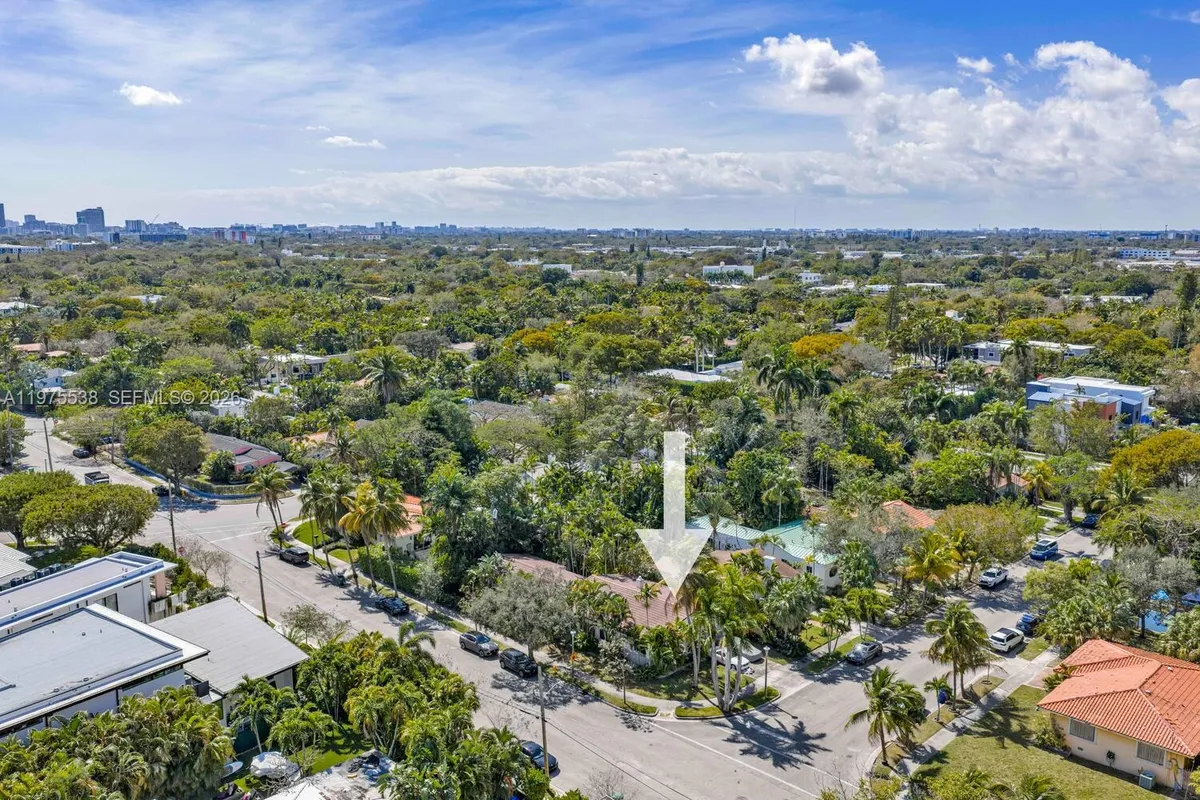 7630 NE 8th Ave, Miami FL 33138