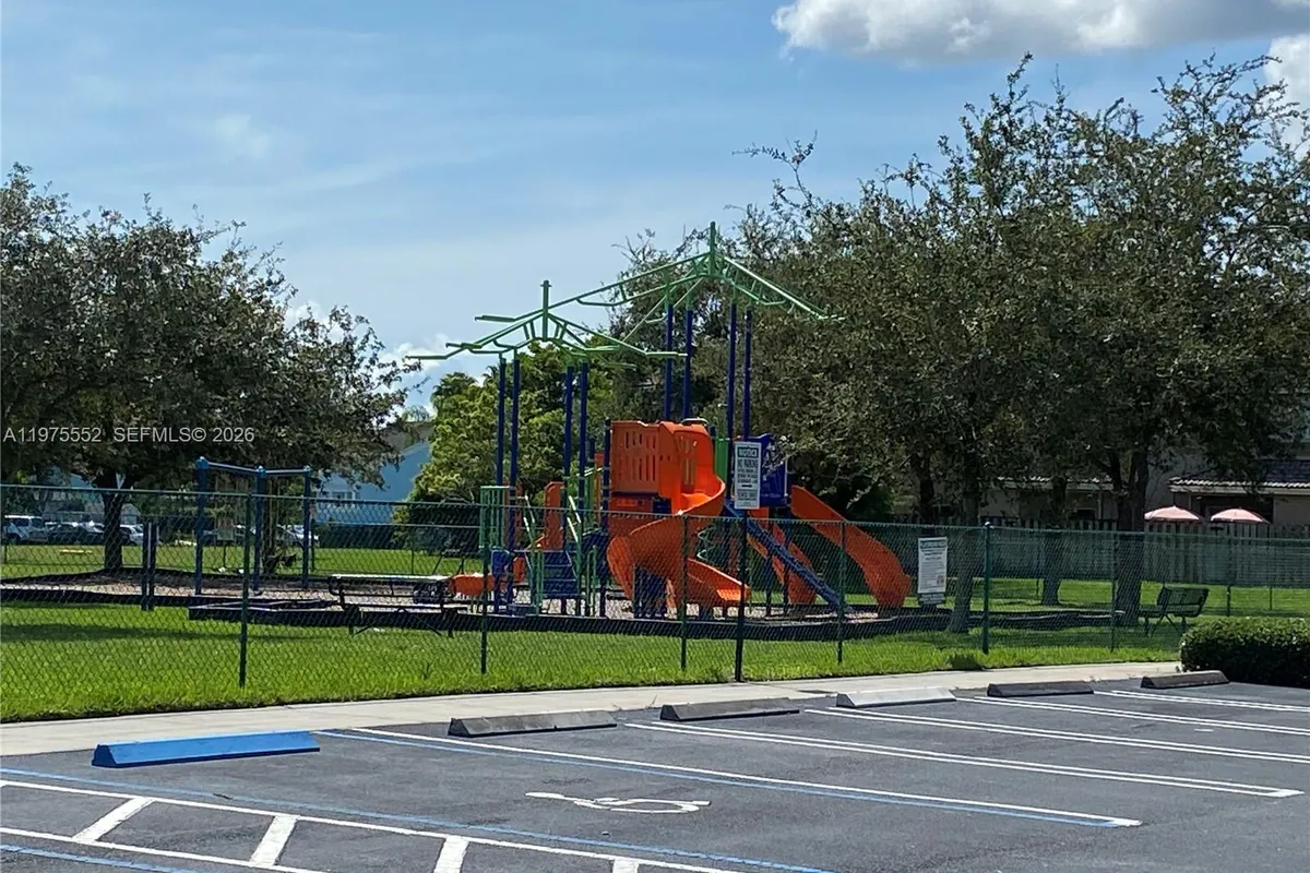 1978 SE 23rd Ter, Homestead FL 33035