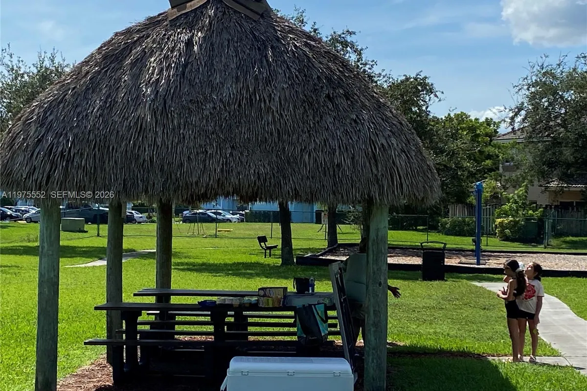 1978 SE 23rd Ter, Homestead FL 33035